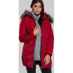 Bordowa Kurtka Burnley. Czerwone kurtki damskie Renee, na zimę, s, bez wzorów, z kapturem. Za 279,99 zł.