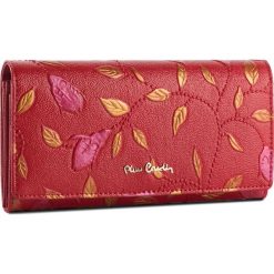 Duży Portfel Damski PIERRE CARDIN - 04 PLANT 100 Red 19204. Czerwone portfele damskie Pierre Cardin, bez wzorów, ze skóry. Za 129,00 zł.