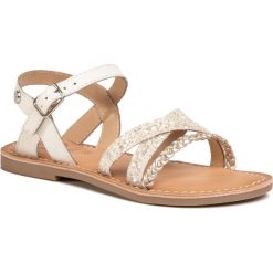 Sandały GIOSEPPO - Noida 58820 White. Białe sandały dziewczęce Gioseppo, ze skóry, bez zapięcia. Za 179,00 zł.