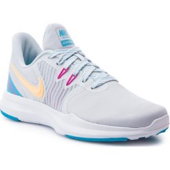 Buty NIKE - In-Season Tr 8 AA7773 004 Pure Platinum/Melon Tint. Szare buty sportowe damskie Nike, bez wzorów, z tworzywa sztucznego, sportowe, na fitness i siłownię. W wyprzedaży za 239,00 zł.
