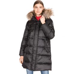 Blauer Wells Płaszcz Czarny. Czarne kurtki damskie Blauer, l, bez wzorów, z materiału. Za 2394,95 zł.