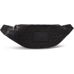 Saszetka nerka CALVIN KLEIN JEANS - Ckj Sport Essentials Streetpk K50K505570 0GV. Czarne nerki damskie Calvin Klein Jeans, bez wzorów, z jeansu, młodzieżowe, bez dodatków. W wyprzedaży za 219,00 zł.