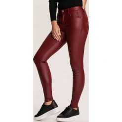 Bordowe Spodnie Skinny Eupherephis. Czerwone spodnie damskie Renee, bez wzorów. Za 149,99 zł.