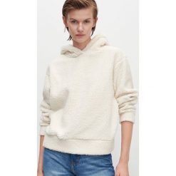 Pluszowa bluza z kapturem -. Bluzy damskie Reserved, s, bez wzorów, bez rękawów, z kapturem. Za 79,99 zł.