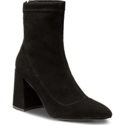 Botki GINO ROSSI - Harumi DBH572-Y65-0247-9999-0 99/99. Czarne buty zimowe damskie Gino Rossi, z materiału, na obcasie. W wyprzedaży za 329,00 zł.