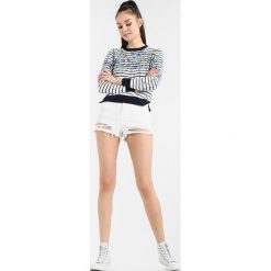 Swetry klasyczne damskie: Oasis PAINTED MEADOW PRINTED STRIPE Sweter multi