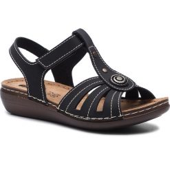 Sandały INBLU - CX11AQ24 Black. Czarne klapki damskie Inblu, z aplikacjami, ze skóry ekologicznej, bez obcasa, na obcasie. Za 89,99 zł.