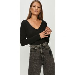 G-Star Raw - Longsleeve. Czarne bluzki damskie G-Star RAW, s, bez wzorów, z bawełny, retro, bez kołnierzyka, z długim rękawem. Za 169,90 zł.