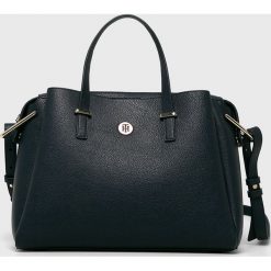 Tommy Hilfiger - Torebka. Czarne torebki klasyczne damskie TOMMY HILFIGER, w paski, ze skóry ekologicznej, casualowe, na ramię, bez dodatków. Za 679,90 zł.