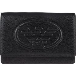 Emporio Armani Cross body bag Czarny. Czarne torebki klasyczne damskie Emporio Armani, w paski, z materiału, bez dodatków. Za 585,95 zł.