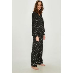 Dkny - Piżama. Czarne piżamy damskie DKNY, s, bez wzorów, z poliesteru, z długim rękawem. W wyprzedaży za 269,90 zł.