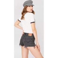 Levi's Szorty 501 - Black. Czarne szorty damskie Levi's®, s, bez wzorów, z bawełny. W wyprzedaży za 60,88 zł.