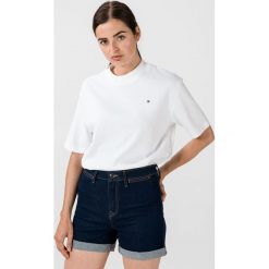 Tommy Hilfiger Koszulka Biały. Białe koszulki damskie TOMMY HILFIGER, l, bez wzorów, z bawełny, bez kołnierzyka. Za 221,95 zł.