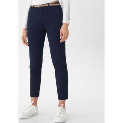 Spodnie chino z paskiem - Granatowy. Niebieskie chinosy damskie marki House, s. Za 89,99 zł.