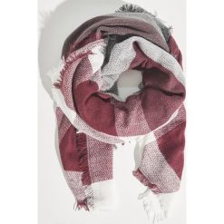 Szal - Fioletowy. Fioletowe szaliki damskie marki Sinsay. W wyprzedaży za 4,99 zł.