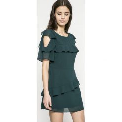 Answear - Sukienka. Szare sukienki mini ANSWEAR, na co dzień, l, z elastanu, casualowe, z okrągłym kołnierzem, z krótkim rękawem, proste. W wyprzedaży za 89,90 zł.