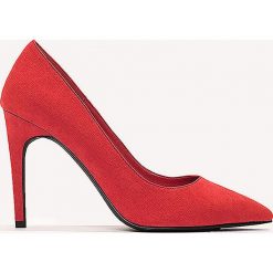 Czółenka: NA-KD Shoes Zamszowe czółenka na średnim obcasie – Red