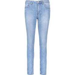 Dzinsy "Antonia" - Skinny fit - w kolorze błękitnym. Niebieskie jeansy damskie Rosner. W wyprzedaży za 173,95 zł.