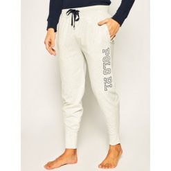 Spodnie dresowe Polo Ralph Lauren 714730609. Szare jeansy męskie Polo Ralph Lauren, xl, bez wzorów. W wyprzedaży za 239,00 zł.