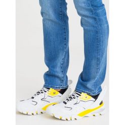 SNEAKERSY CALADOR calvin klein jeans. Białe sneakersy męskie Calvin Klein Jeans, bez zapięcia. Za 1039,00 zł.