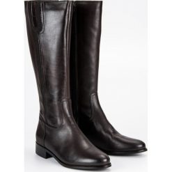 KLASYCZNE KOZAKI ZE SKÓRY. Czarne kozaki damskie skórzane STUDIO FLORENCE. Za 265,90 zł.