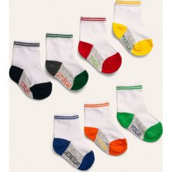 Blukids - Skarpetki dziecięce (7 pack). Skarpetki chłopięce Blukids, bez wzorów, z elastanu. Za 29,90 zł.
