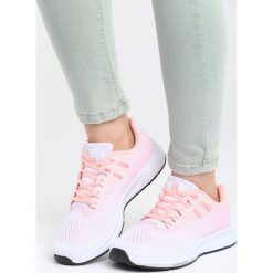 Różowe Buty Sportowe No Compromise. Czerwone buty sportowe damskie marki KALENJI, z gumy. Za 99,99 zł.