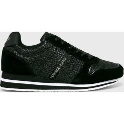 Versace Jeans - Buty. Czarne buty sportowe damskie Versace Jeans, bez wzorów, z jeansu, sportowe. W wyprzedaży za 499,90 zł.