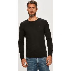 Wrangler - Sweter. Czarne swetry męskie Wrangler, s, bez wzorów, z bawełny, z okrągłym kołnierzem, bez kaptura. Za 199,90 zł.