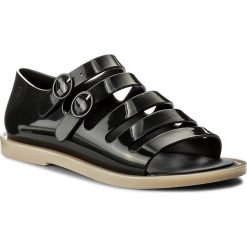 Sandały MELISSA - Broadway Ad 32322 Black/Beige 51496. Czarne klapki damskie Melissa, bez wzorów, z tworzywa sztucznego, bez obcasa. W wyprzedaży za 189,00 zł.