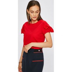 Silvian Heach - Top. Czerwone topy damskie Silvian Heach, s, bez wzorów, z bawełny, klasyczne, z okrągłym kołnierzem. W wyprzedaży za 159,90 zł.