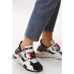 Czarne Sneakersy Termed. Czarne sneakersy damskie Born2be, z materiału. Za 129,99 zł.