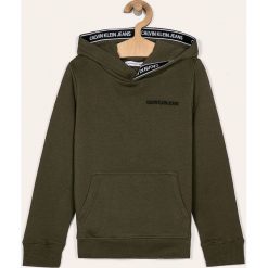 Calvin Klein Jeans - Bluza dziecięca 128-176 cm. Zielone bluzy chłopięce Calvin Klein Jeans, bez wzorów, z bawełny, bez rękawów, z kapturem. W wyprzedaży za 179,90 zł.