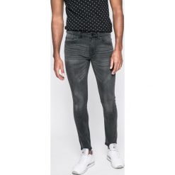 Only & Sons - Jeansy Noos. Szare jeansy męskie Only & Sons, z aplikacjami. W wyprzedaży za 59,90 zł.