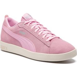 Sneakersy PUMA - Smash Wns V2 Sd 365313 15 Pale Pink/Silver/W White. Różowe półbuty damskie Puma, z zamszu. W wyprzedaży za 179,99 zł.