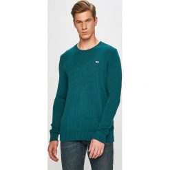 Tommy Jeans - Sweter. Zielone swetry męskie Tommy Jeans, m, bez wzorów, z bawełny, z okrągłym kołnierzem, bez kaptura. W wyprzedaży za 239,90 zł.