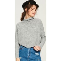 Sweter z golfem - Jasny szar. Szare golfy damskie Sinsay, l. Za 49,99 zł.