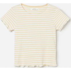 Bawełniany t-shirt w paski - Beżowy. Brązowe t-shirty damskie Reserved, w paski, z bawełny, bez kołnierzyka. W wyprzedaży za 9,99 zł.