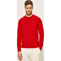 Tommy Hilfiger - Sweter MW0MW14226. Czerwone swetry męskie TOMMY HILFIGER, s, bez wzorów, z bawełny, z okrągłym kołnierzem, bez kaptura. Za 449,90 zł.