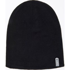 Dwustronna czapka beanie - Czarny. Czarne czapki męskie marki Cropp. Za 29,99 zł.