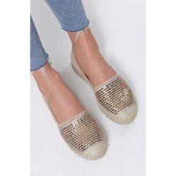 Beżowe Espadryle Readility. Brązowe espadryle damskie marki vices, bez wzorów, bez obcasa, na płaskiej podeszwie. Za 89,99 zł.
