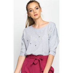 Szara Bluzka Fine Rain. Szare bluzki longsleeves marki TOMMY HILFIGER, m, z nadrukiem, z bawełny, casualowe, z okrągłym kołnierzem. Za 59,99 zł.