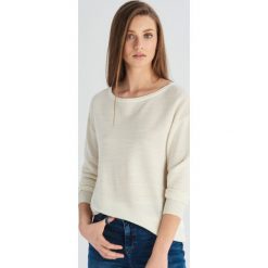 Sweter z wiązaniem na plecach - Kremowy. Białe swetry damskie Sinsay, s, bez wzorów, bez rękawów, bez kaptura. W wyprzedaży za 29,99 zł.