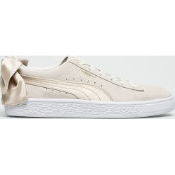 Puma - Buty Suede Bow Varsity Wn's. Niebieskie buty sportowe damskie Puma, bez wzorów, ze skóry, sportowe. W wyprzedaży za 139,90 zł.