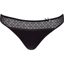Stringi "Estella" w kolorze czarnym. Czarne stringi damskie marki LASCANA, w koronkowe wzory, z koronki. W wyprzedaży za 45,95 zł.