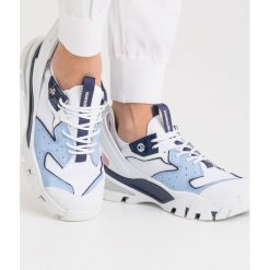 SNEAKERSY CLARICE Calvin Klein Jeans. Białe sneakersy damskie Calvin Klein Jeans, z jeansu. Za 999,00 zł.
