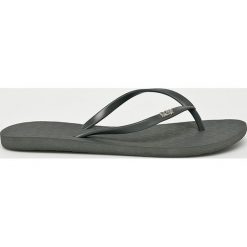 Roxy - Japonki. Niebieskie klapki damskie Roxy, bez wzorów, z gumy, bez obcasa, na obcasie. W wyprzedaży za 49,90 zł.