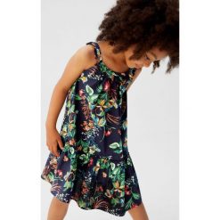 Mango Kids - Sukienka dziecięca Pili 110-164 cm. Niebieskie sukienki dziewczęce Mango Kids, w kwiaty, z bawełny, casualowe, bez rękawów, rozkloszowane. Za 119,90 zł.