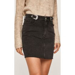 Tally Weijl - Spódnica jeansowa. Szare spódniczki damskie TALLY WEIJL, na co dzień, bez wzorów, z bawełny, casualowe, mini, proste. W wyprzedaży za 89,90 zł.