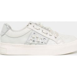 Marco Tozzi - Buty. Szare buty sportowe damskie Marco Tozzi, bez wzorów, ze skóry, sportowe. W wyprzedaży za 179,90 zł.